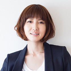 hitomi